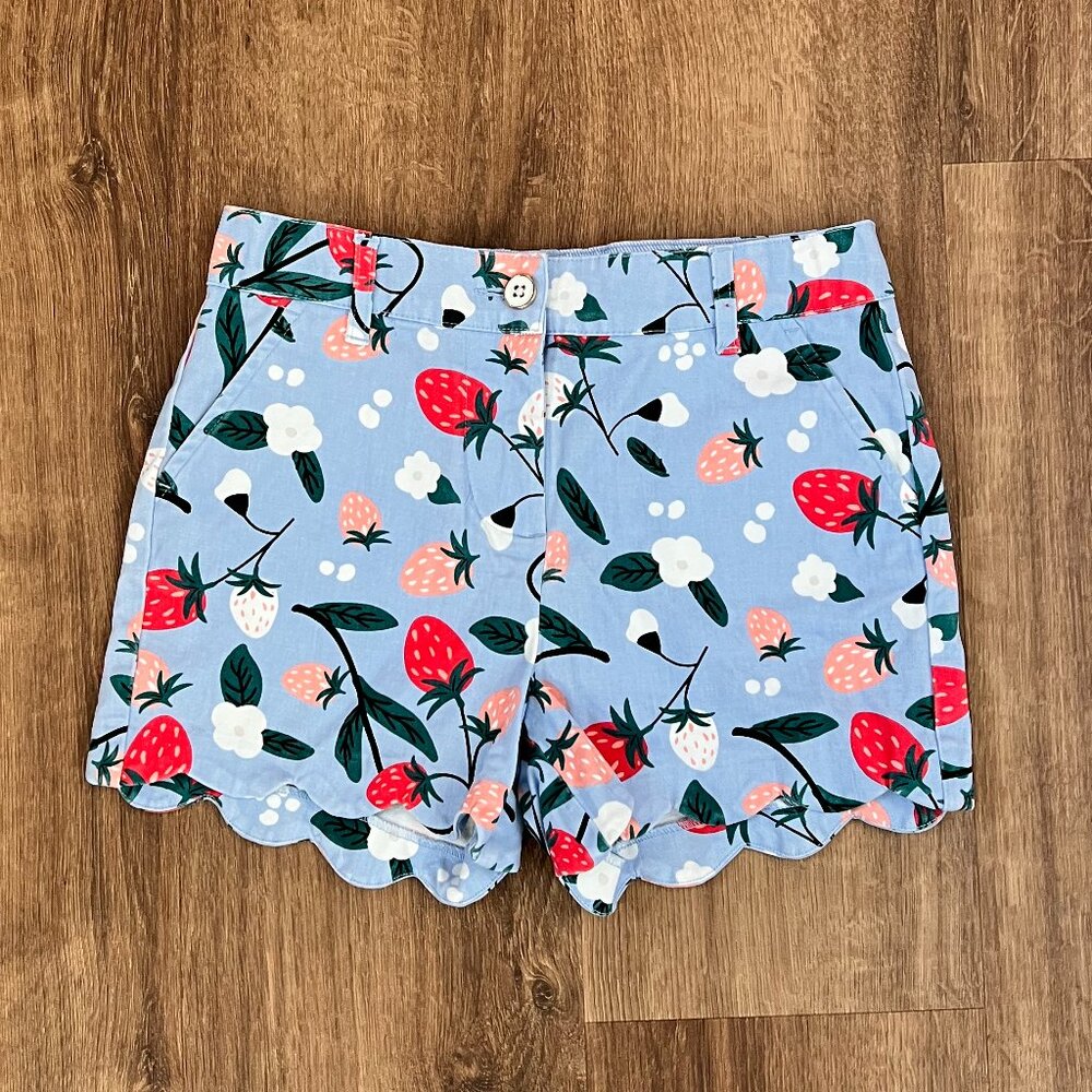 Crown & Ivy Strawberry Scallop Shorts Sz 12